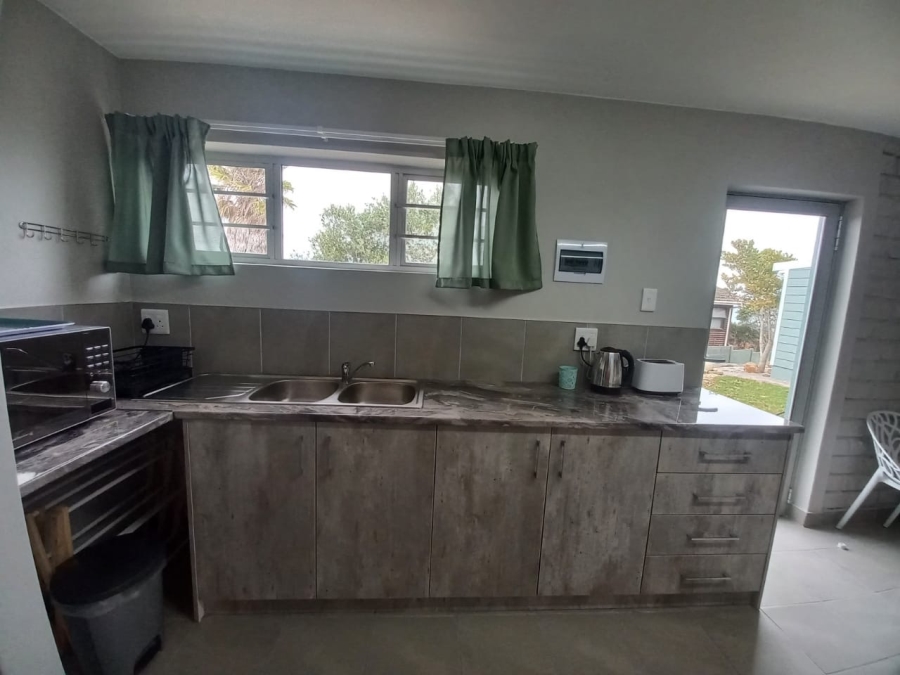 5 Bedroom Property for Sale in Dana Bay Western Cape